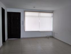 #AGL160CR - Casa para Renta en Cuautlancingo - PL