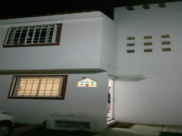 #AGL180CR - Casa para Venta en Puebla - PL - 1