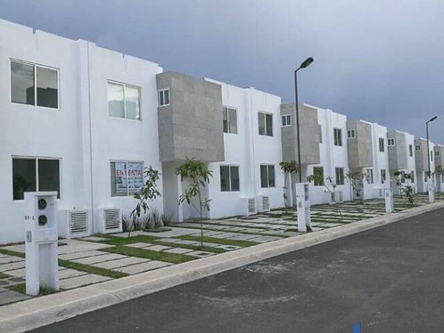 #AGL218CR - Casa para Renta en Puebla - PL