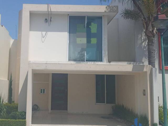 #AGL240CR - Casa para Renta en Puebla - PL - 1